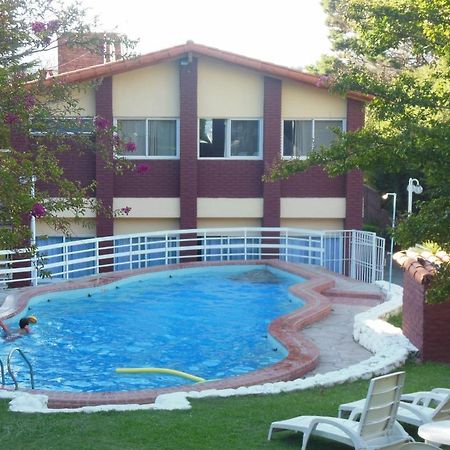 Hotel Aoma Villa Carlos Paz Extérieur photo