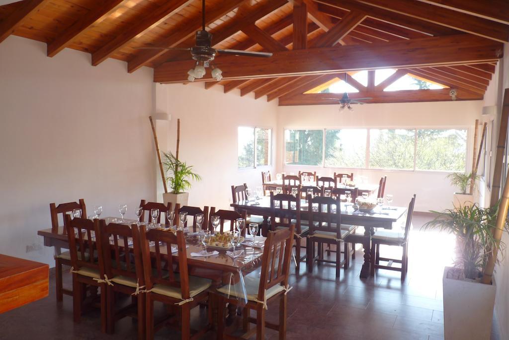 Hotel Aoma Villa Carlos Paz Extérieur photo
